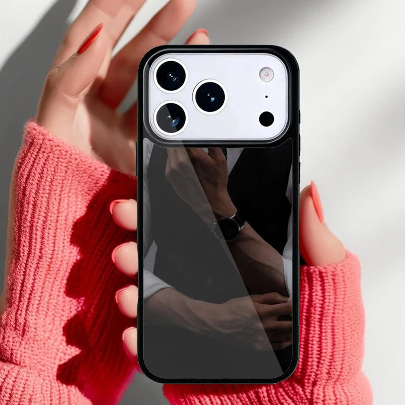 Funda mostrando detalle del diseño mafia rusa