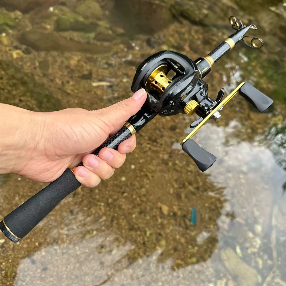 Combo Caña Telescópica Carb + Carrete Baitcasting 7.2:1 - imagen 2