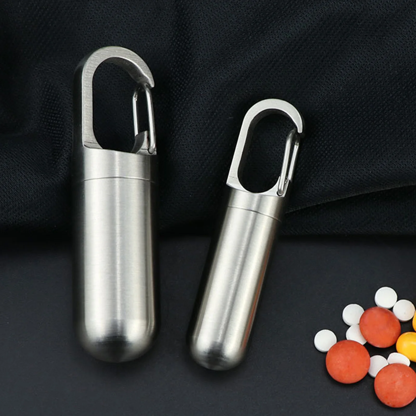Contenedor de acero inoxidable con acabado brillante