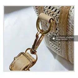 Bolso bandolera de paja con cierre metálico y asa acolchada