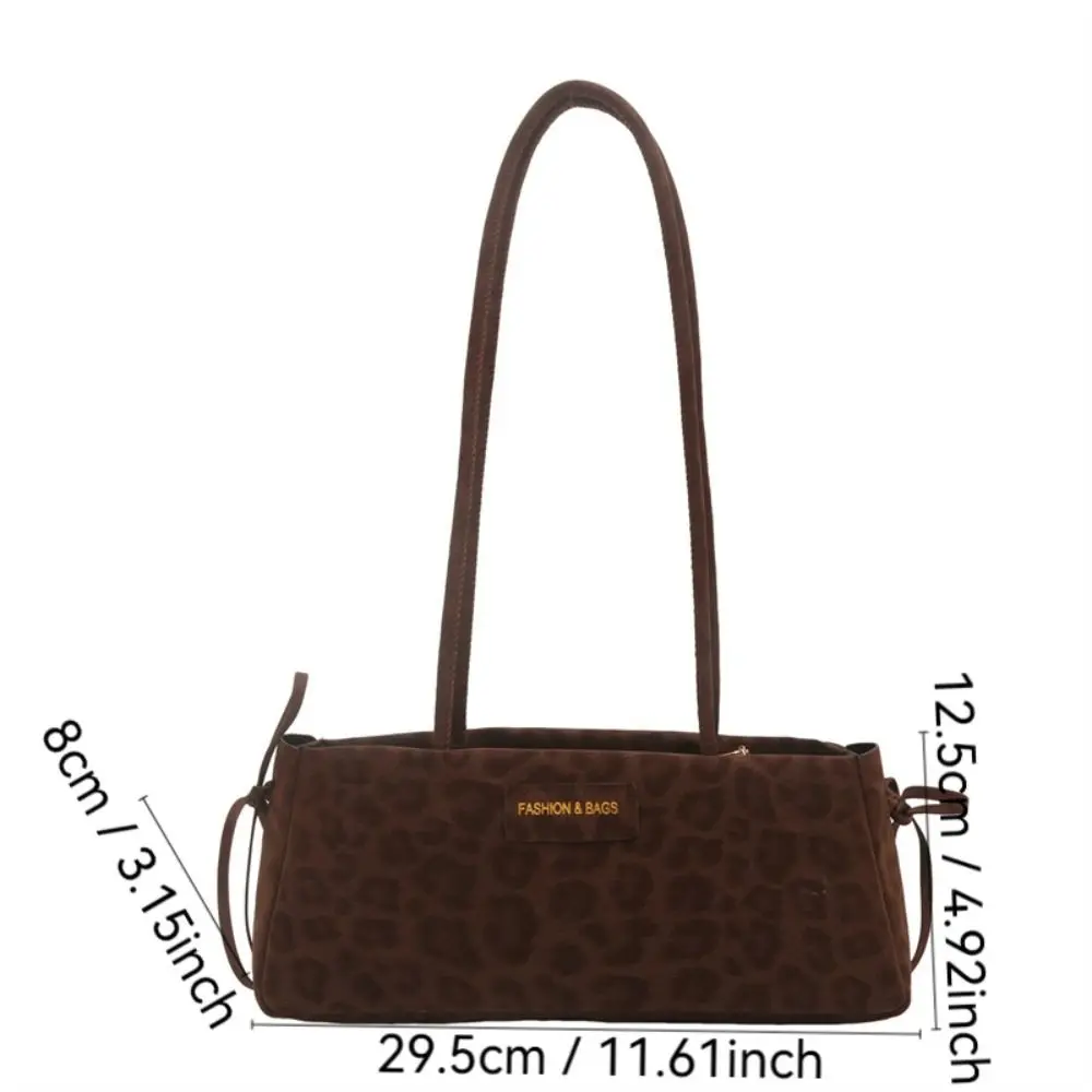Bolso de leopardo en estilo casual
