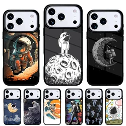 Carcasa para iPhone con diseño astronauta y luna