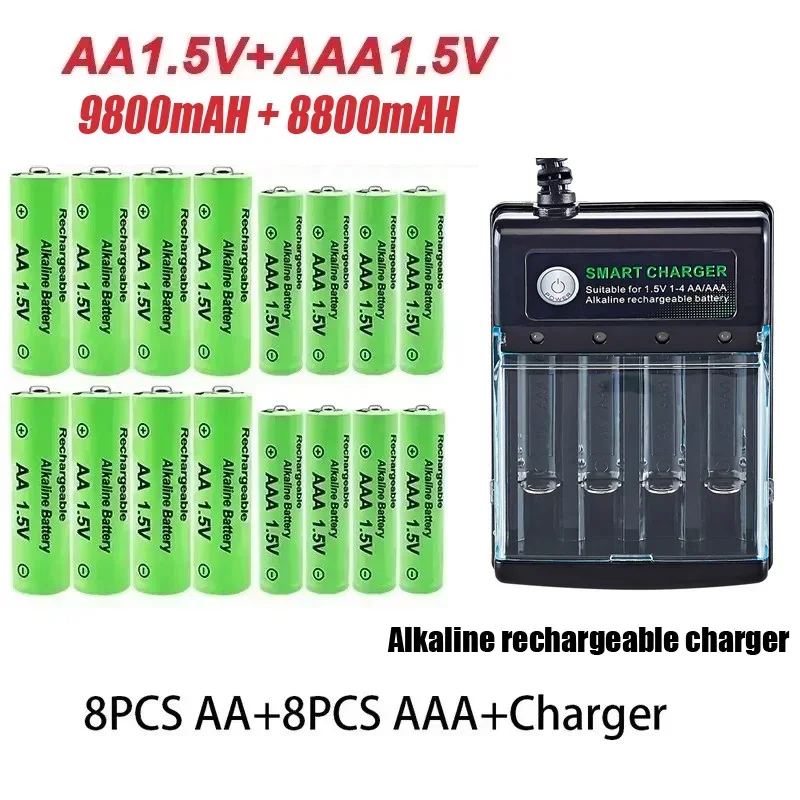 Baterías AA y AAA junto al cargador inteligente USB
