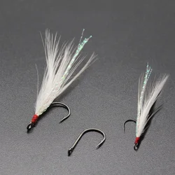 Anzuelos Jig Head curvos con pluma – para señuelos de cuchara pequeños
