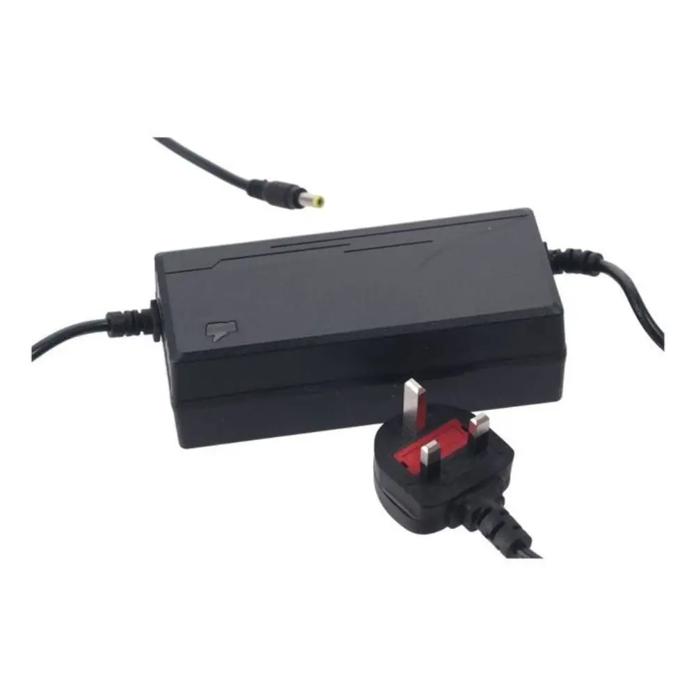 Contenido del paquete: cargador y adaptador