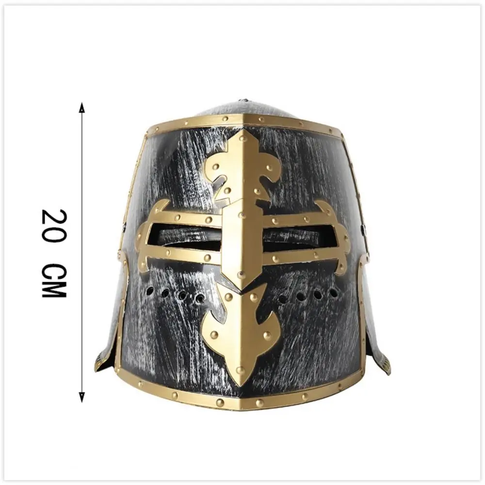 Casco de cosplay medieval espartano con plumas