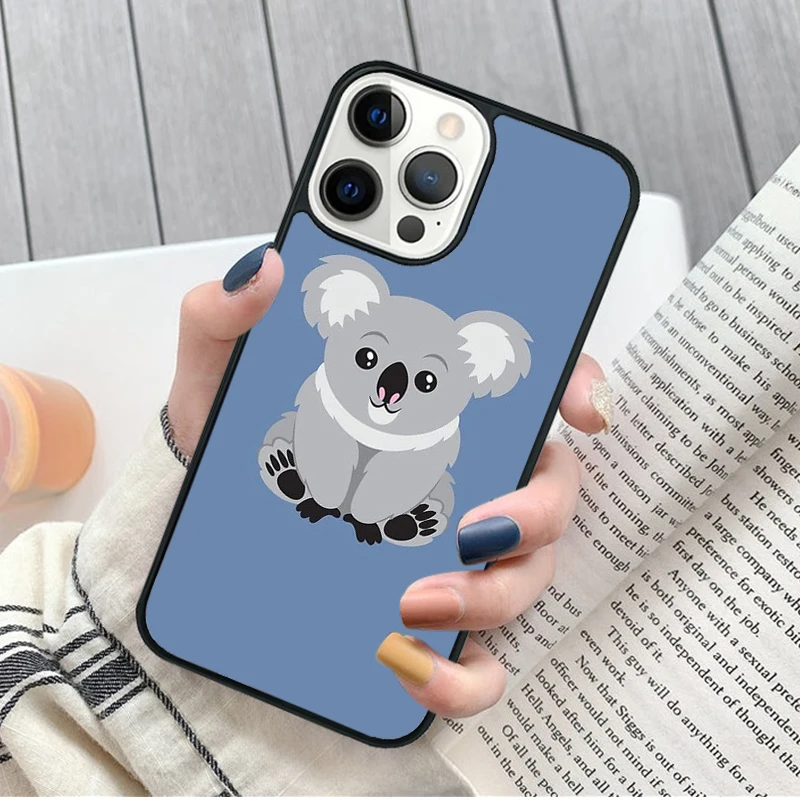 Funda colocada en bolso y ejemplo de uso cotidiano