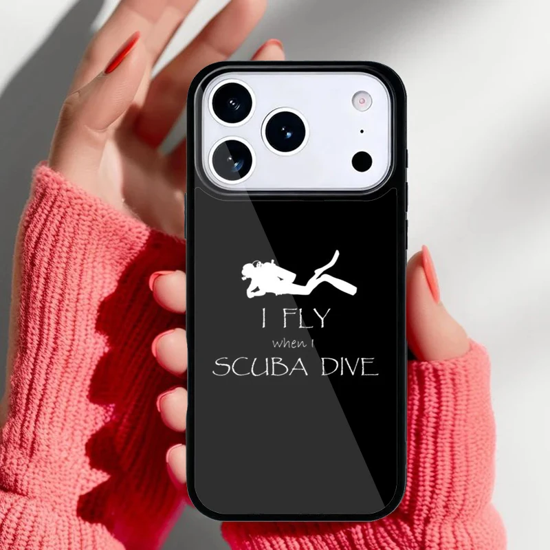 Vista trasera de la funda en diferentes modelos