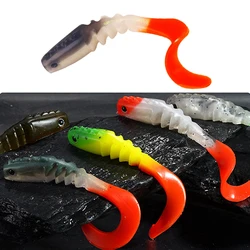Vinilos flotantes tipo gusano para pesca de lucio y lubina