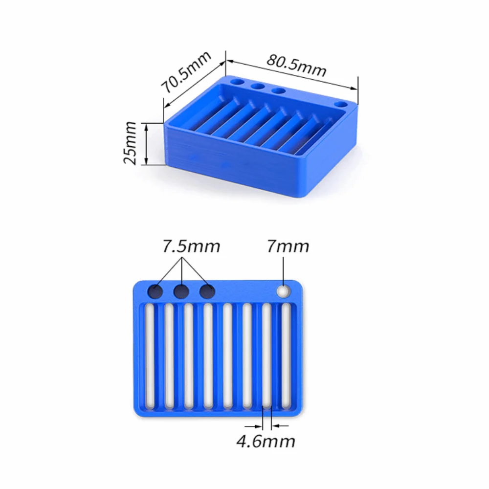 Caja de almacenamiento para tapas de ruedas azul con compartimentos