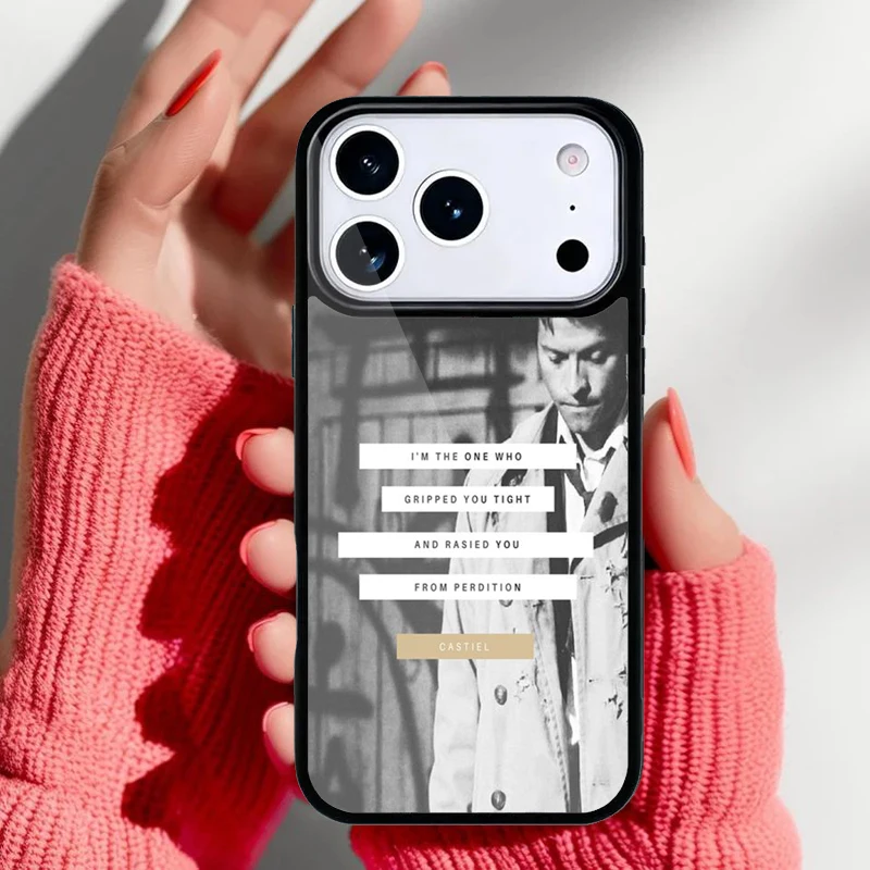 Diseño frontal de la funda Supernatural con motivos de la serie