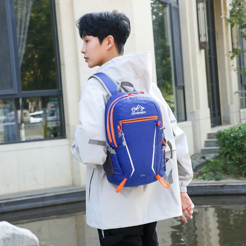 Mochila de senderismo impermeable de gran capacidad para montañismo - imagen 4