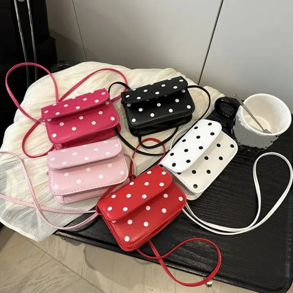 Bolso bandolera mini polka dot con forro de poliéster ligero - imagen 4