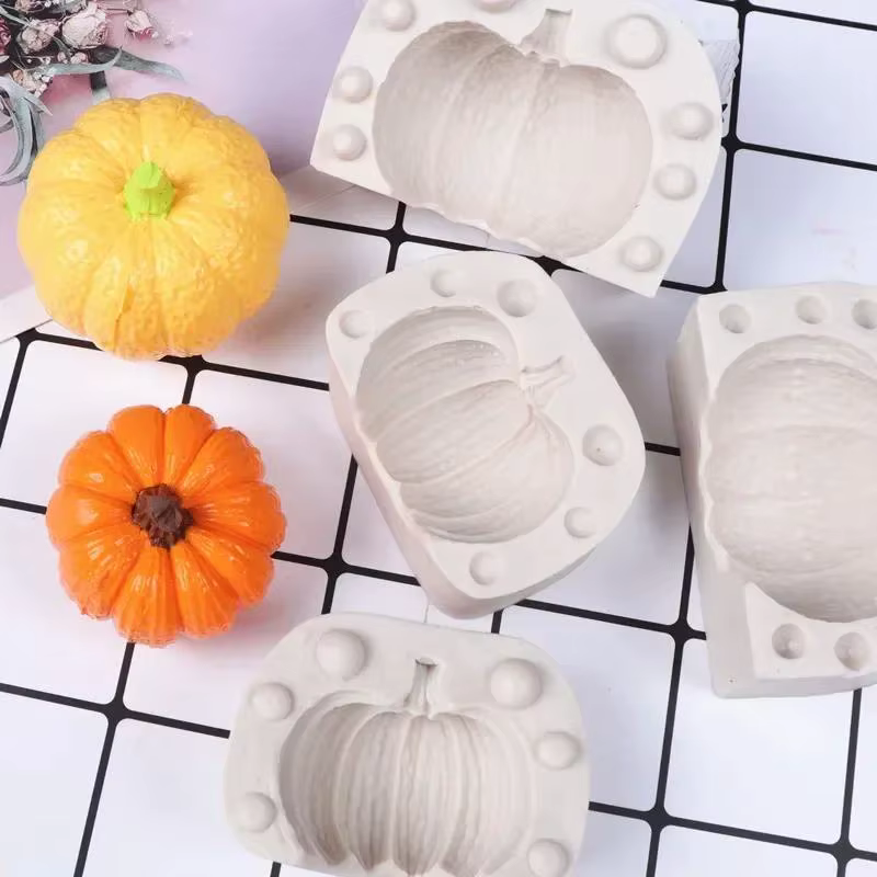Molde de silicona con forma de calabaza para velas y jabones - imagen 3
