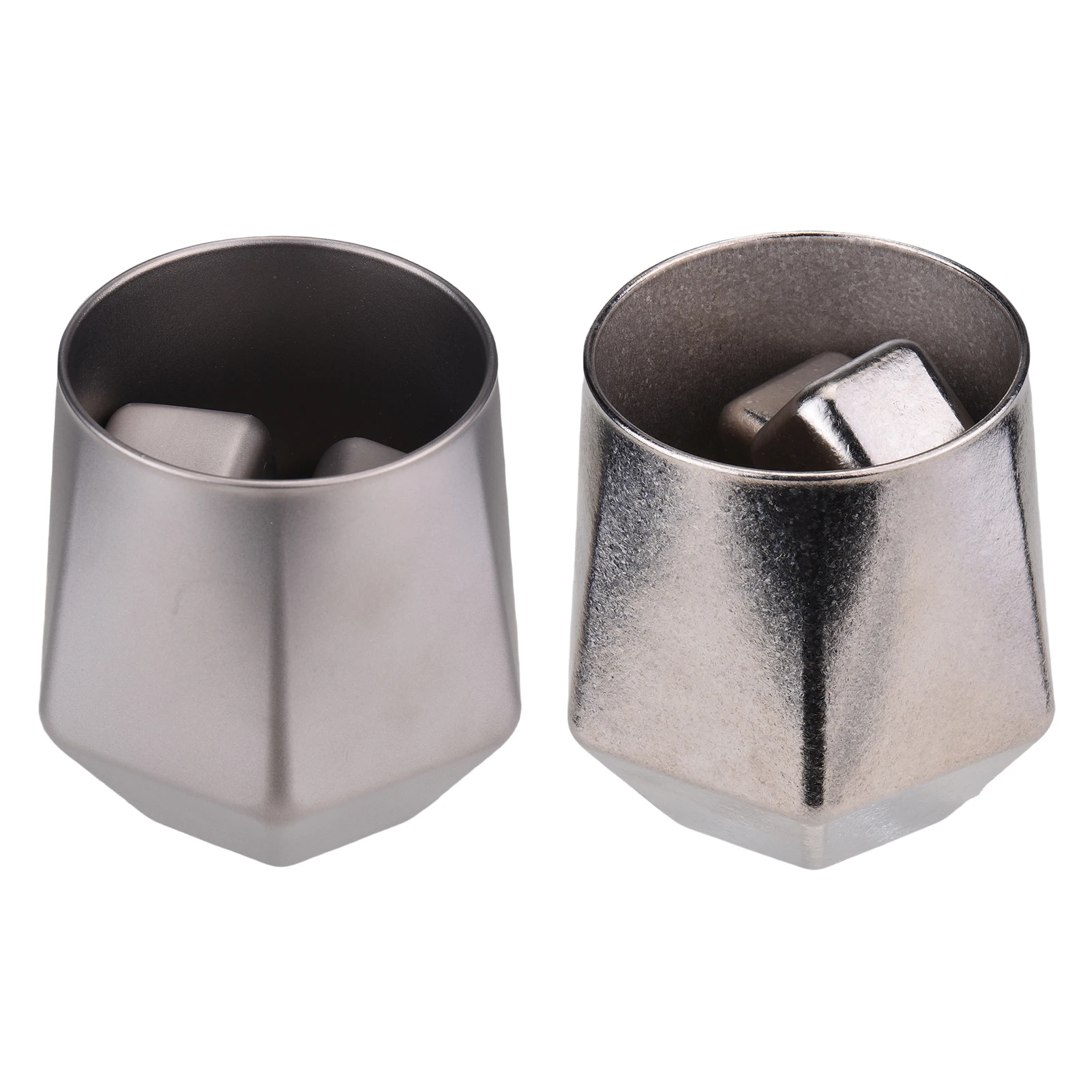 Cubos de hielo Ti incluidos