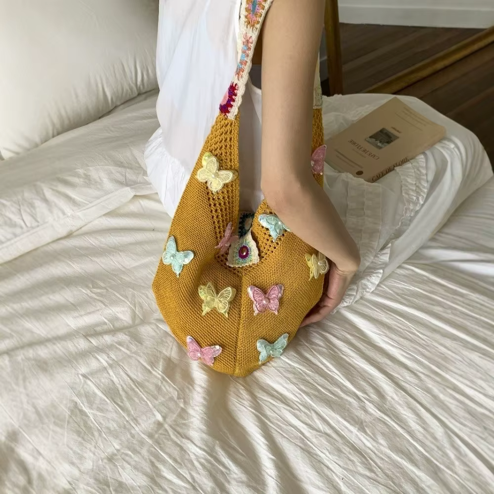 Bolso bandolera tejido bohemio vintage con flores y mariposas - imagen 4
