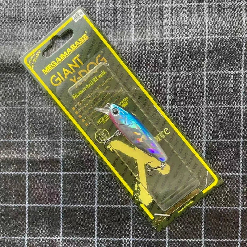 Señuelo de pesca con acabado tipo minnow