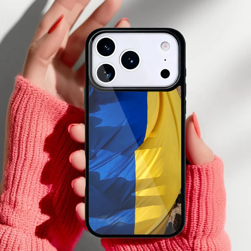 Funda para iPhone con diseño de bandera ucraniana en forma de corazón