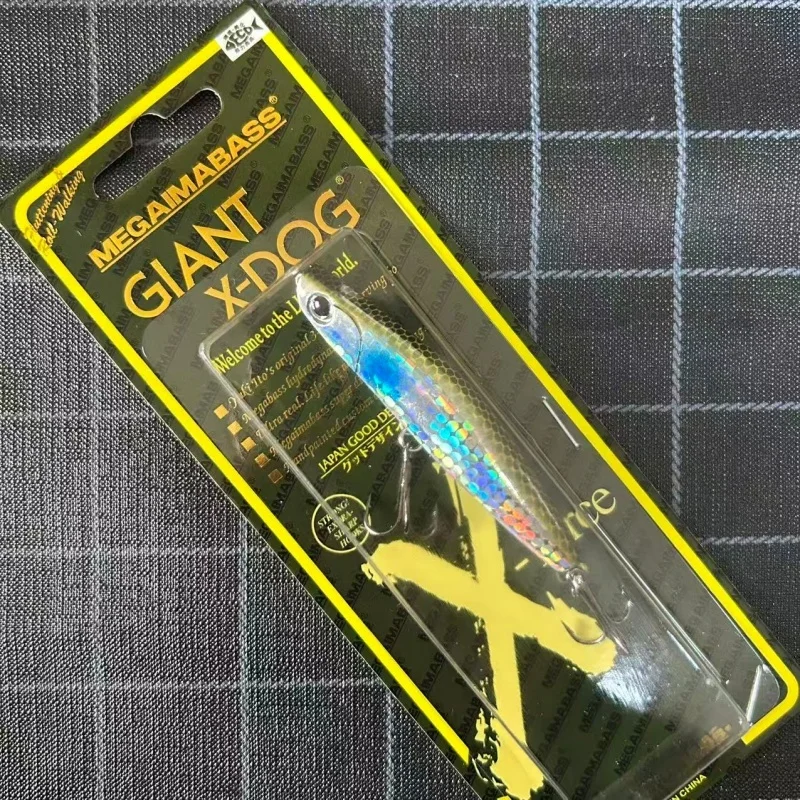 Detalle del señuelo para lubina