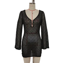 Vestido de crochet calado con escote en V y espalda descubierta