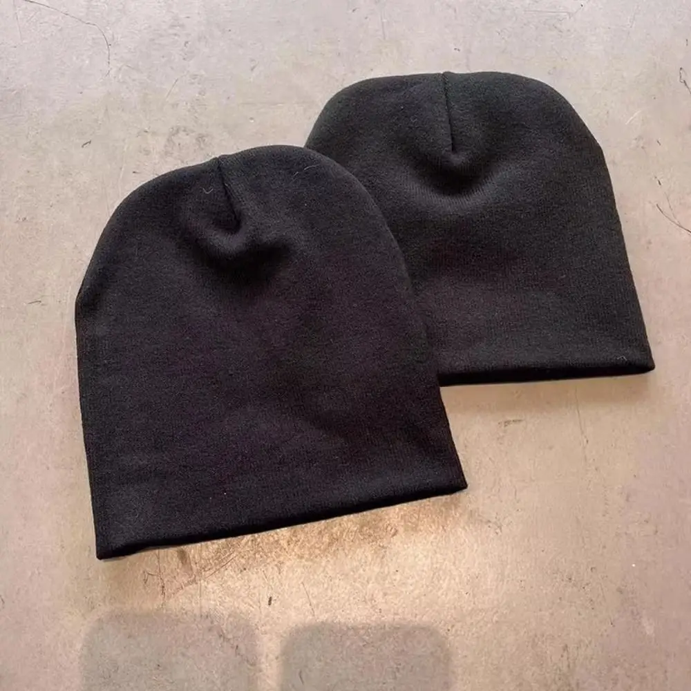 Gorro tejido en diferentes ángulos