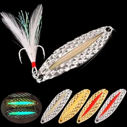 Señuelo Spinner luminoso con pluma y anzuelo triple