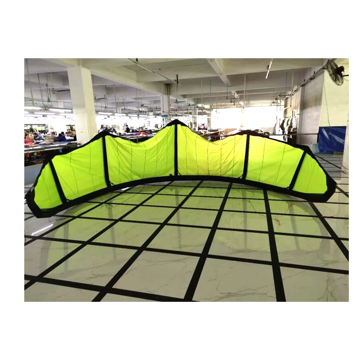 Cometa de kitesurf inflable con puntales