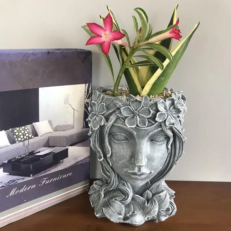 Maceta suculenta Goddess Statue con arreglo floral para jardín