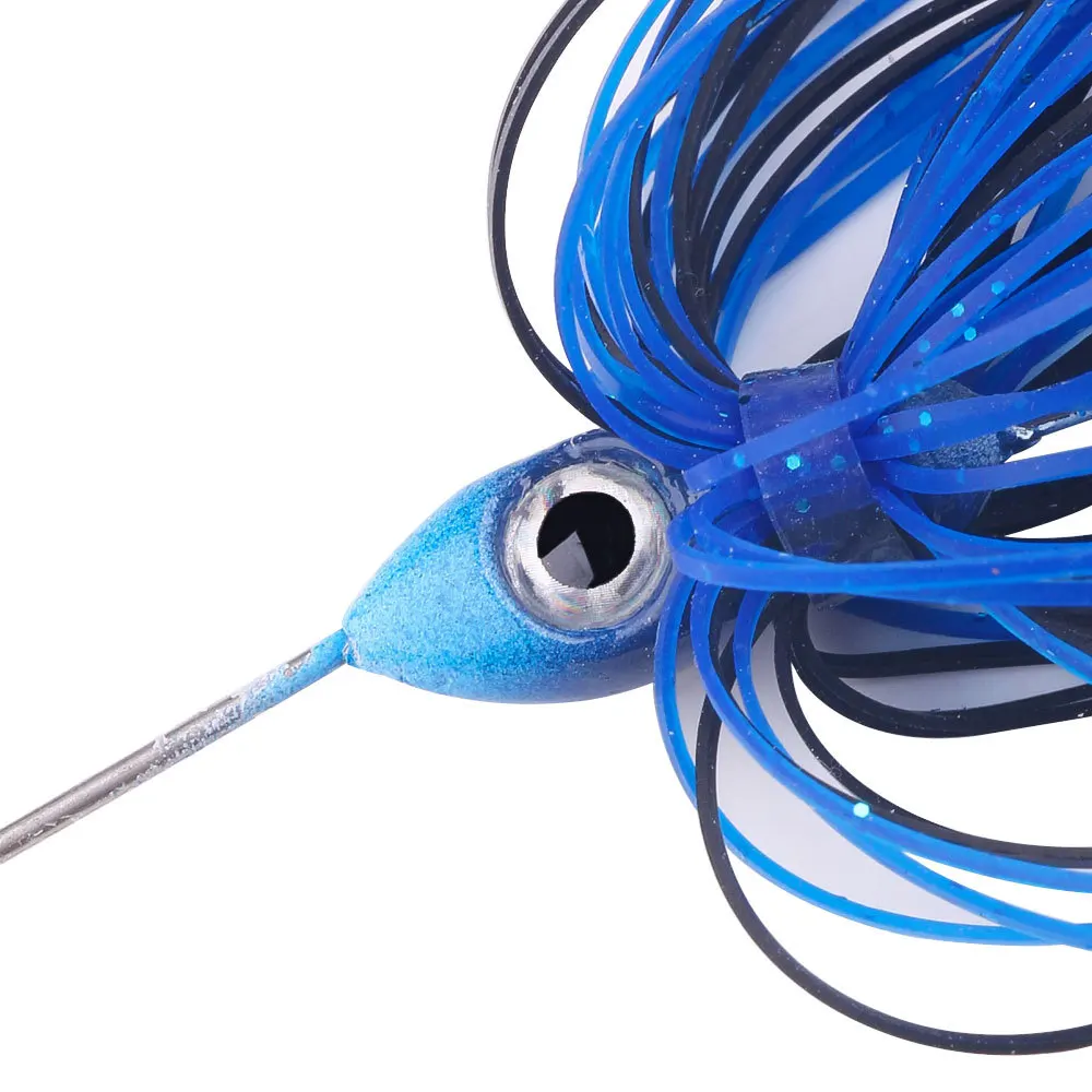 Chatterbait para lubina con cuchillas tipo spinnerbait – Jig