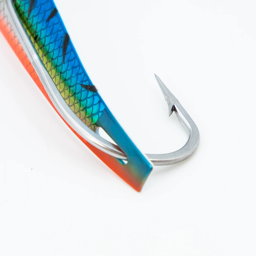 Señuelo metálico tipo cuchara con patrón de escamas 3D