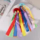 Pulsera elástica infantil con pompones grandes multicolor para baile - imagen 2