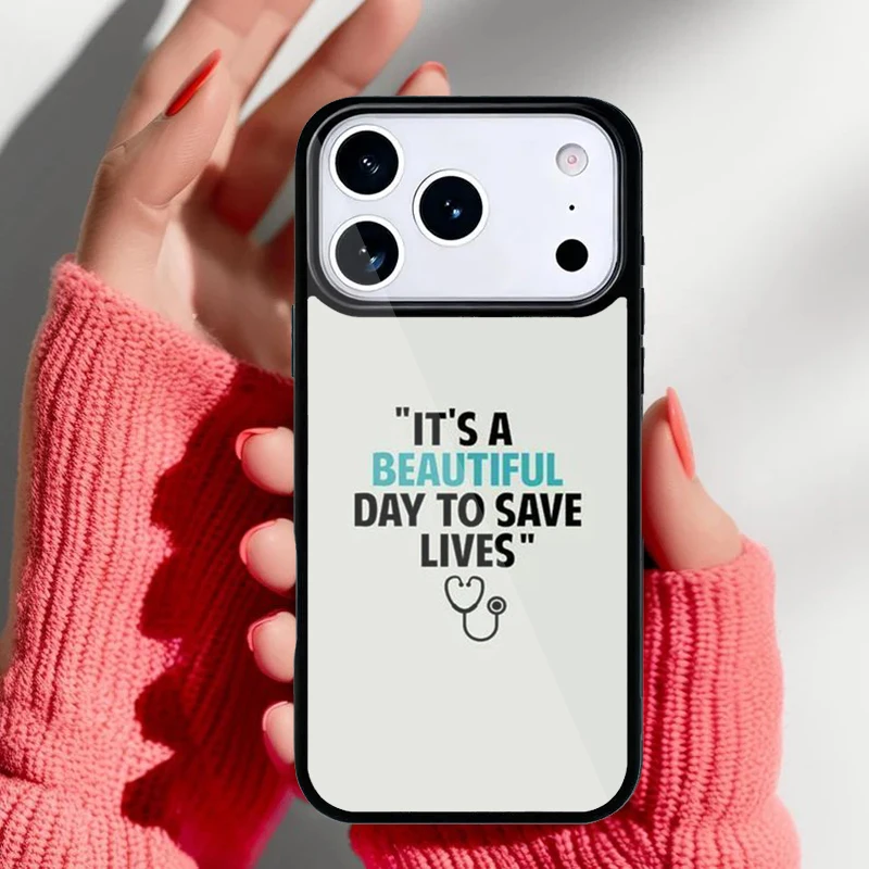 Vista trasera de la funda con diseño de estetoscopio
