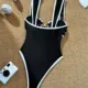 Traje de baño una pieza con hebilla metálica Fashion Star, relleno - imagen 3