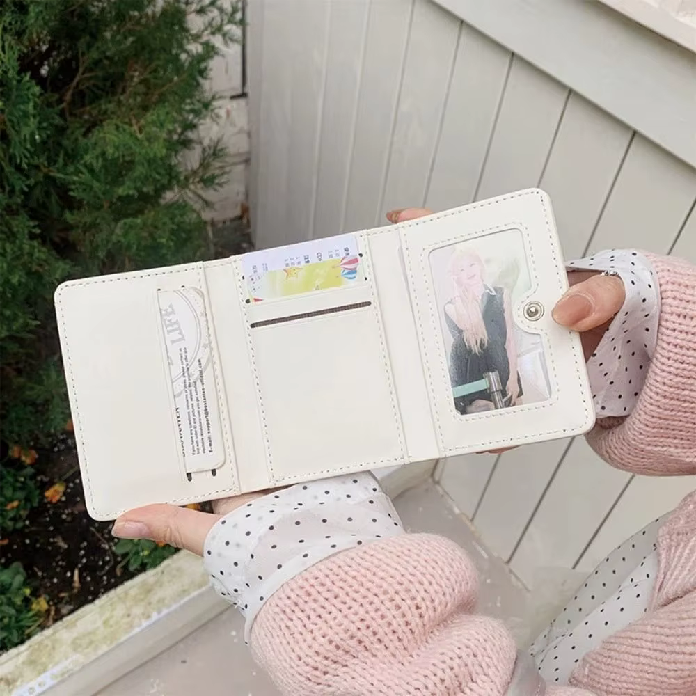 Cartera plegable de mujer con lazo de corazón y ranuras para tarjetas - imagen 4