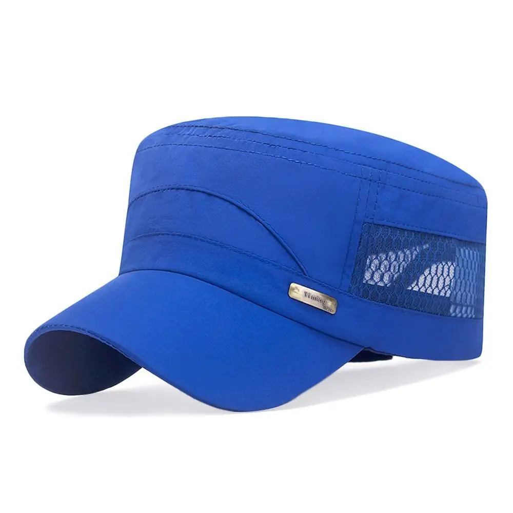 Gorra en contexto de exterior