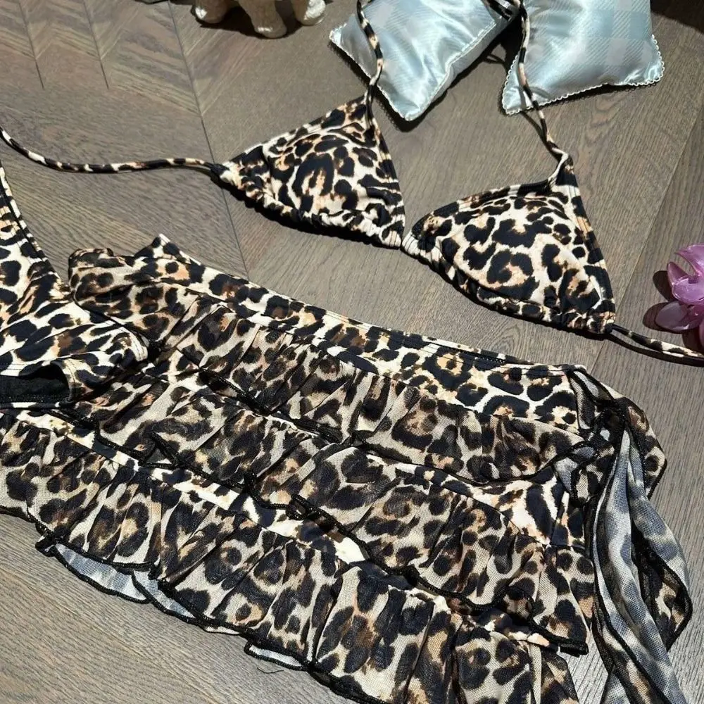 Detalle del conjunto de 3 piezas