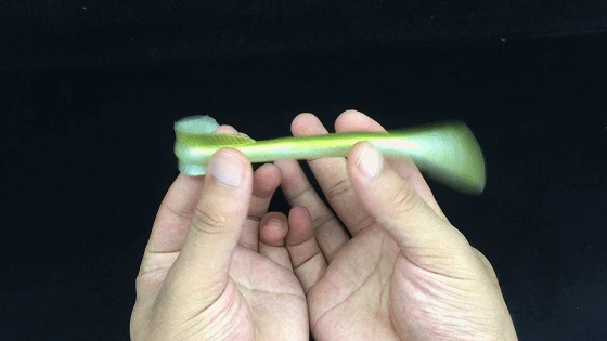 Modelo de cebo blando en PVC, disponible en dos tamaños