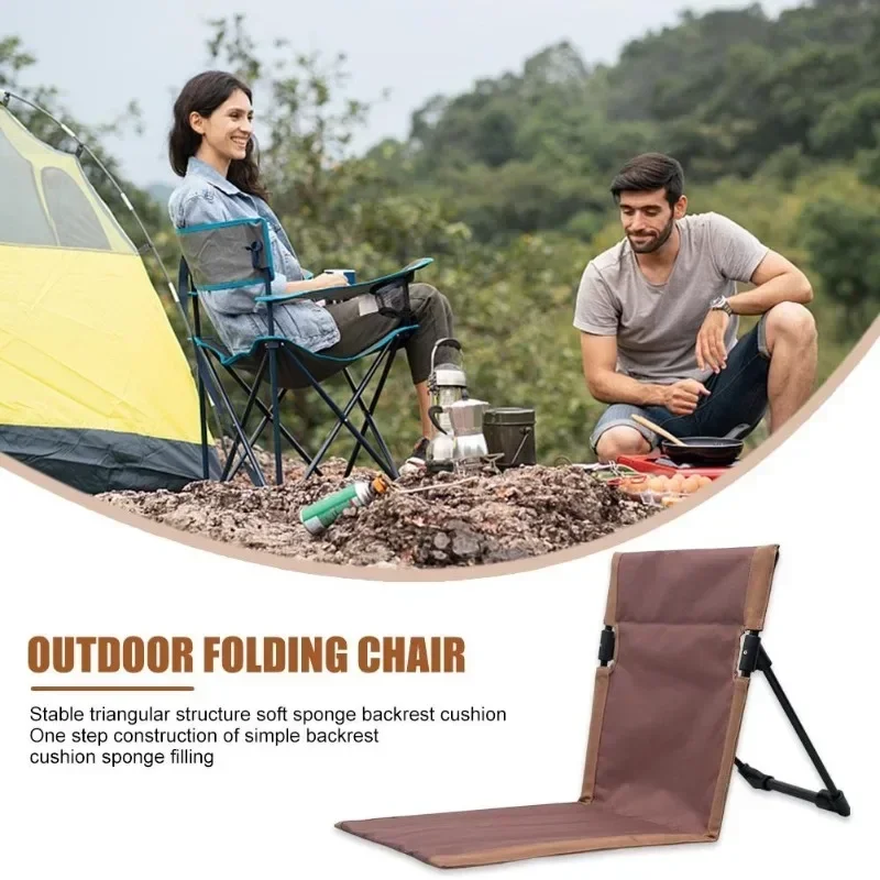 Silla plegable de camping con respaldo acolchado en exterior