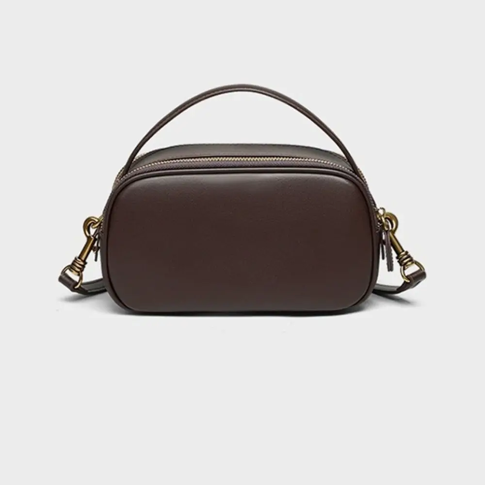 Vista del bolso de hombro de estilo vintage
