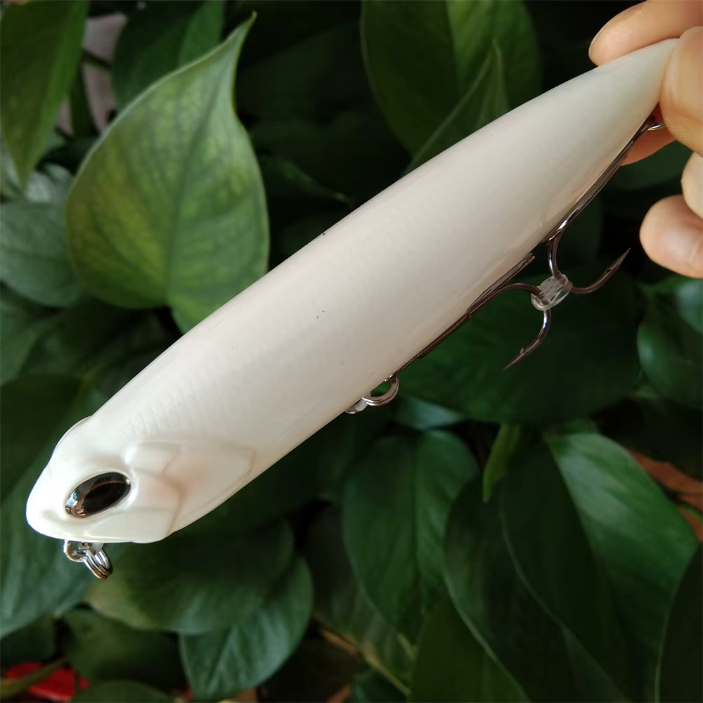 Señuelo Topwater Noeby 11cm – Walking the Dog para Lubina - imagen 4