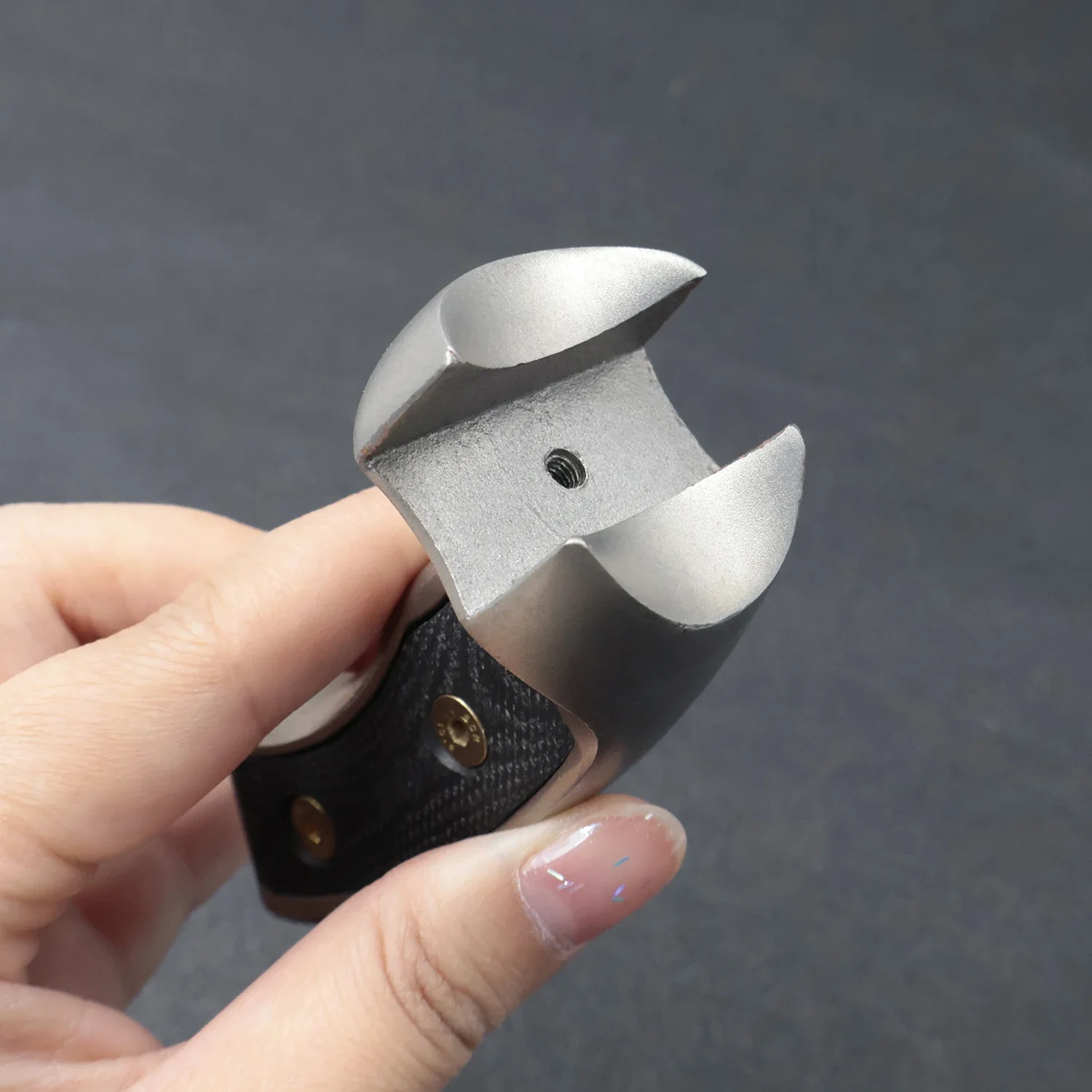 Empuñadura de acero inoxidable para tirachinas – mango metálico - imagen 3