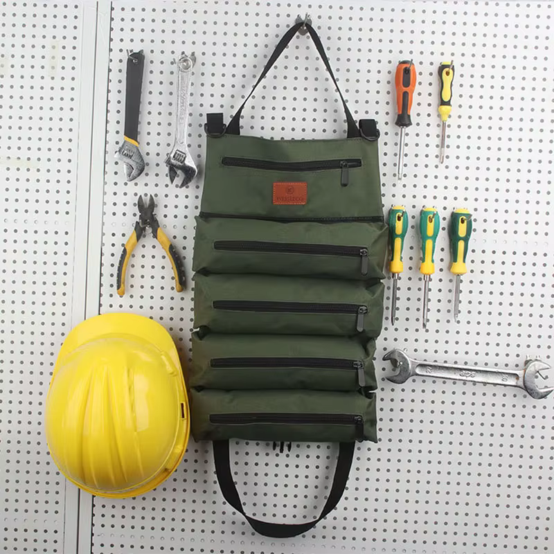 Bolsa enrollable resistente para organizar tu equipo de pesca - imagen 3