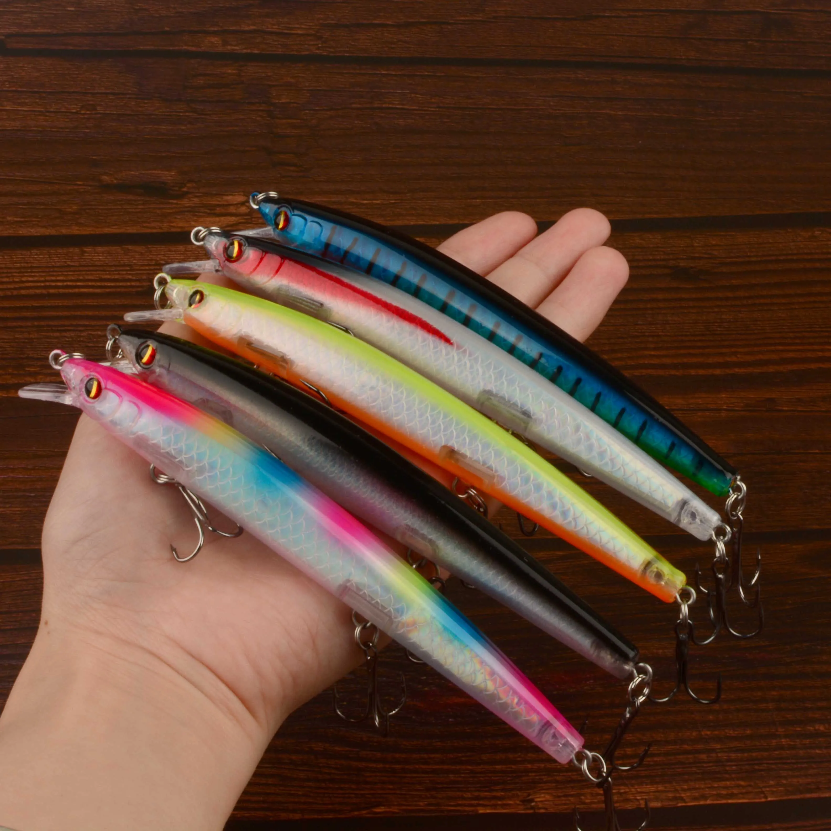 Señuelo Minnow duro artificial con anzuelos triples - imagen 2