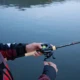 FISHINGFANS DC Carrete baitcasting con control digital, carbono y latón - imagen 2