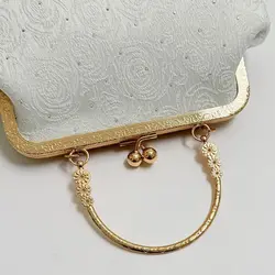 Bolso bandolera con strass de color liso, asa superior y cadena