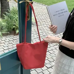 Bolso de Hombro Gran Capacidad para Mujer – Tote Ligero