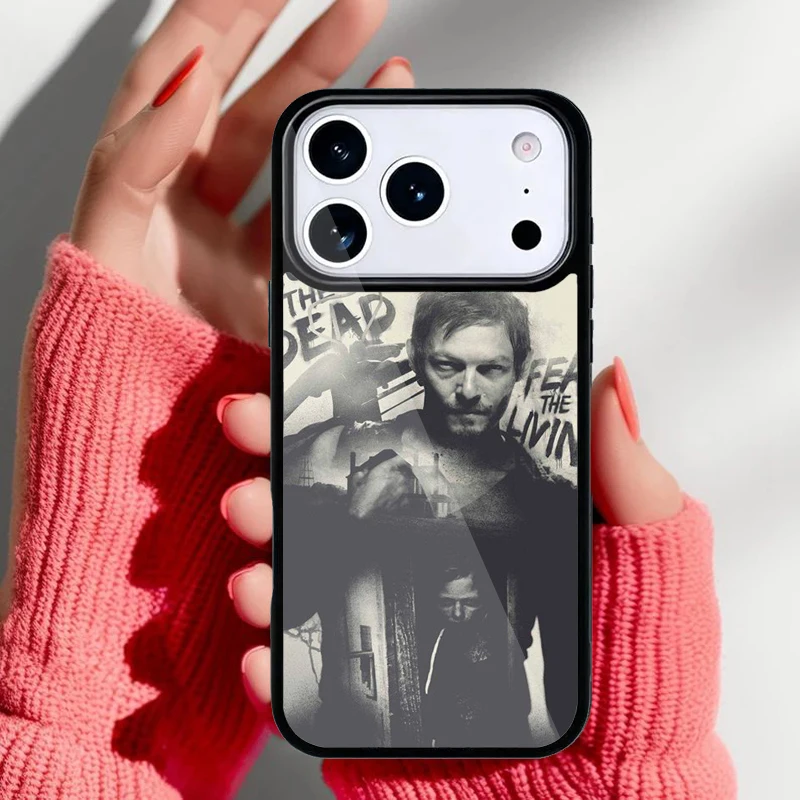 Funda suave Daryl Dixon en color negro con diseño de la serie