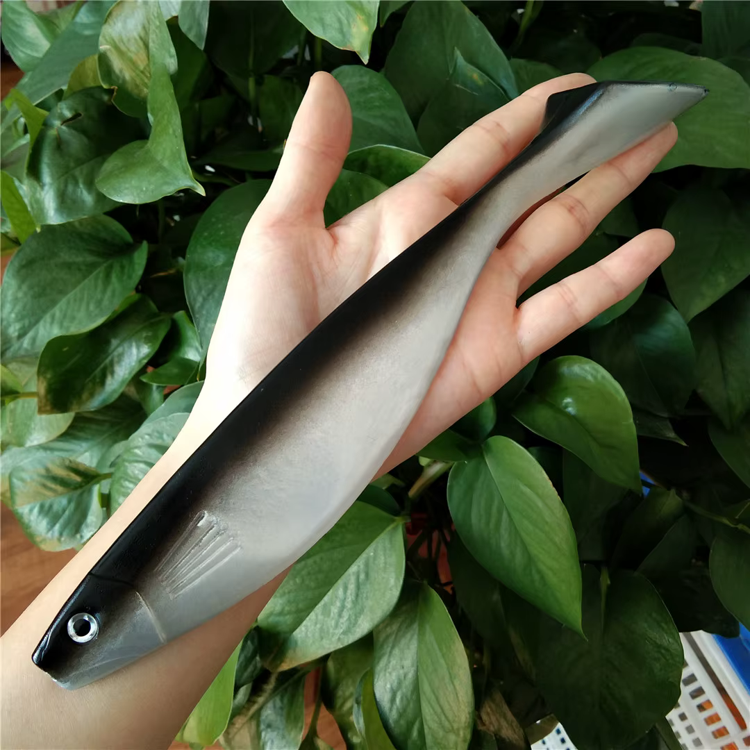 Señuelo Shad de vinilo Swolfy 23 cm – Cola de paleta lubina y lucio - imagen 5