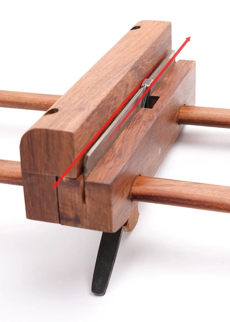 Ranuras para distancia ajustable y control de la pasada