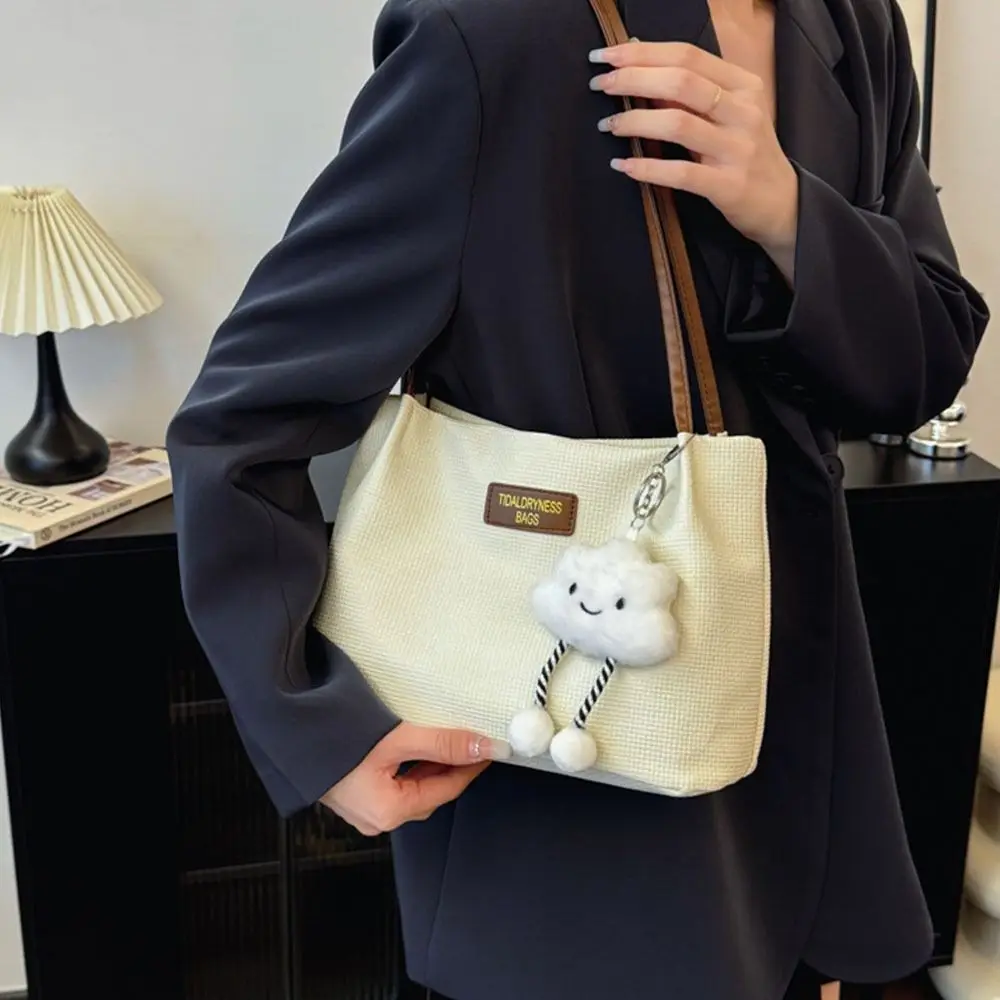 Bolso de hombro tipo cubo con colgante y gran capacidad moderna